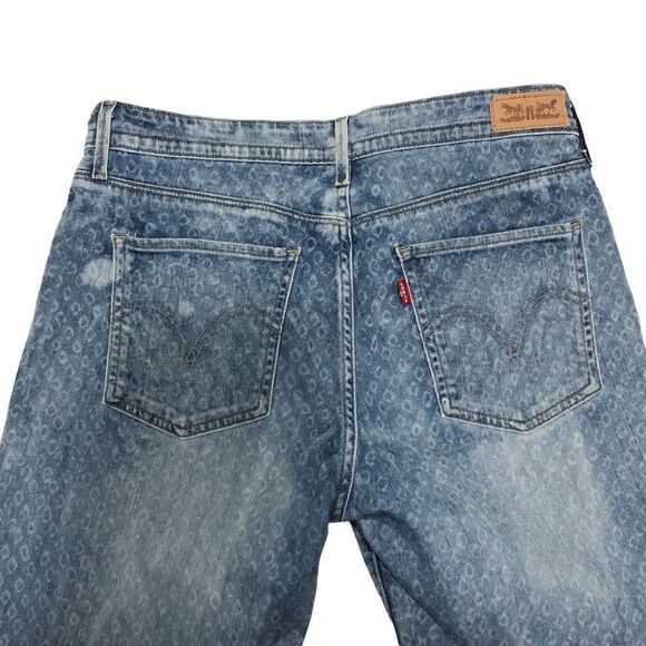 Levi’s Women’s Sz 8 diamond print stamped light wash denim mid-rise Boyf… - Picture 4 of 10